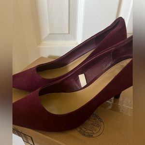 merona burgendy heels